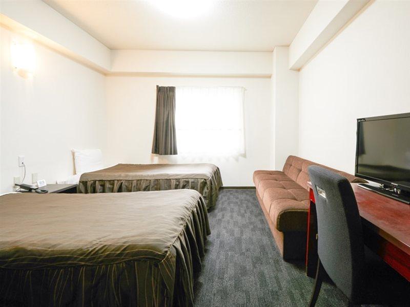 Osaka Corona Hotel Экстерьер фото