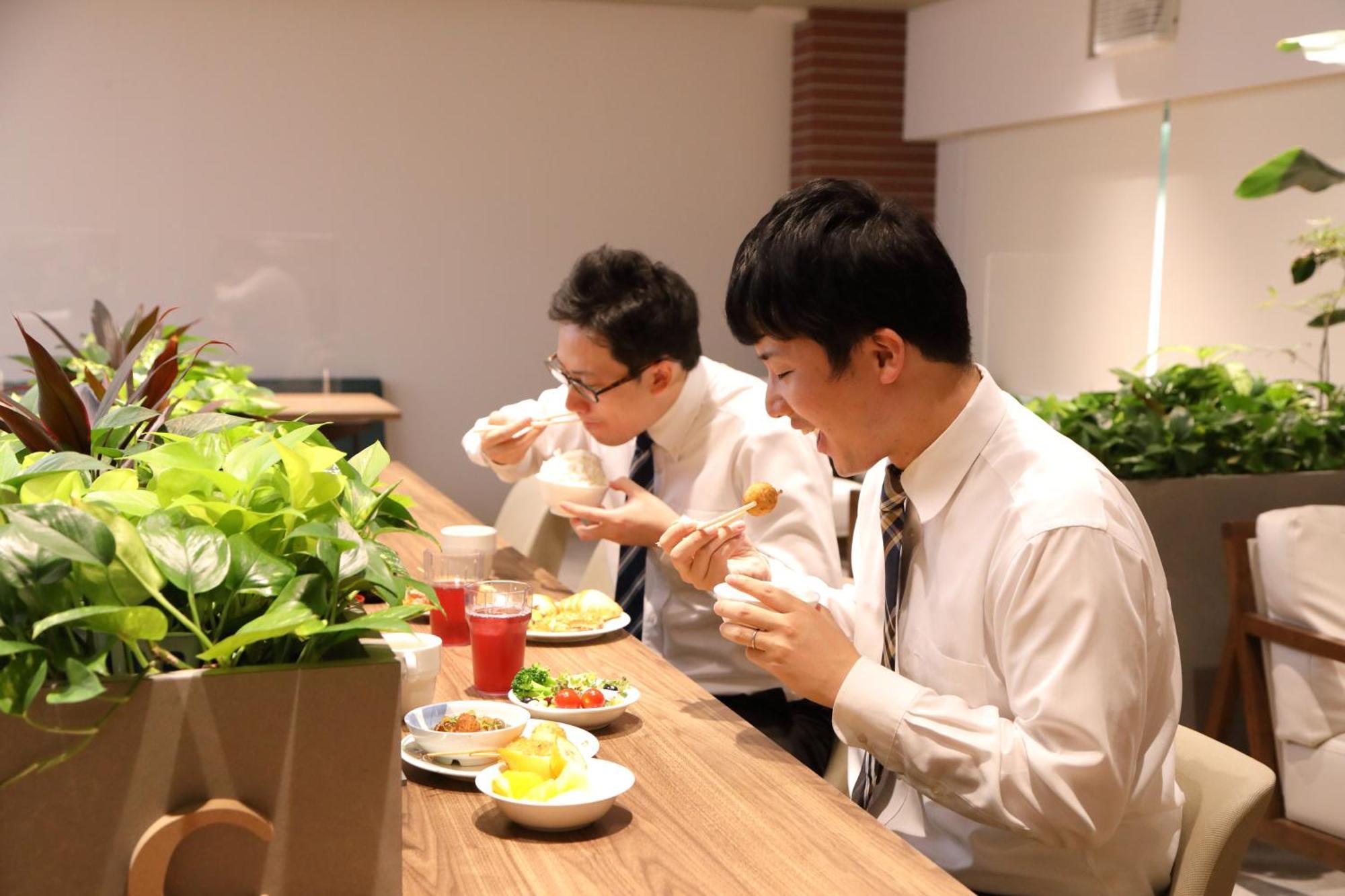 Osaka Corona Hotel Экстерьер фото