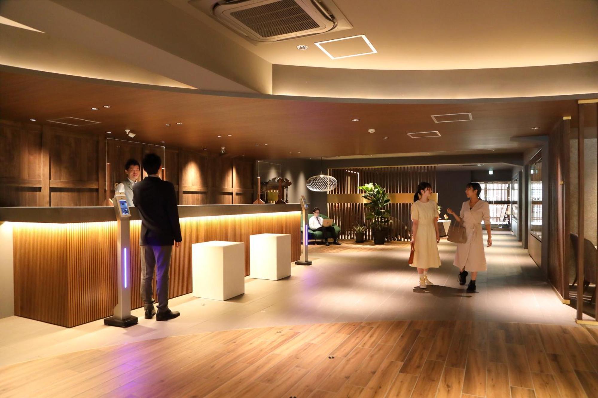 Osaka Corona Hotel Экстерьер фото