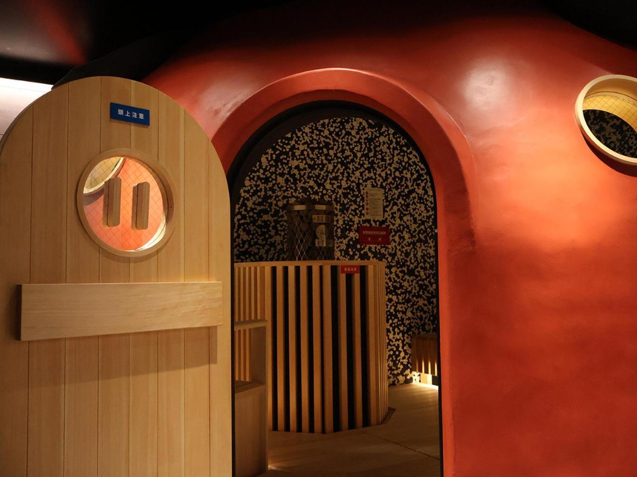 Osaka Corona Hotel Экстерьер фото